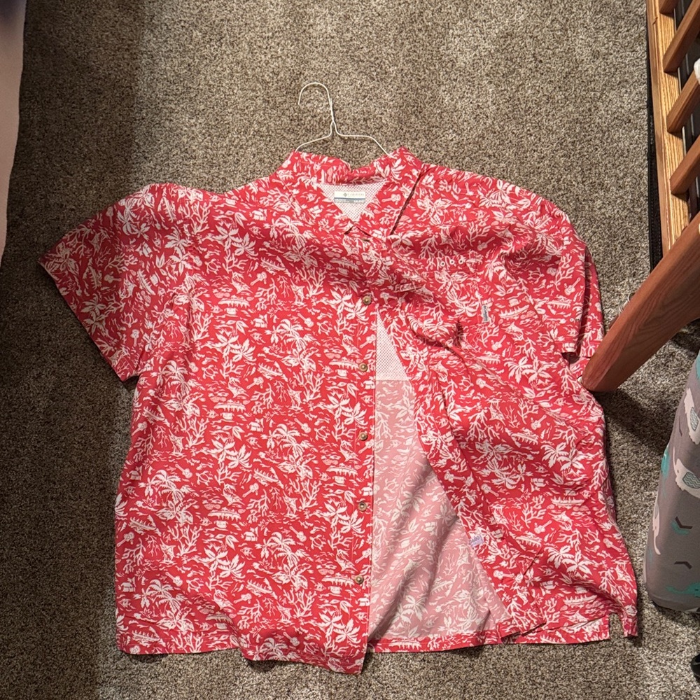 Columbia fishing shirt